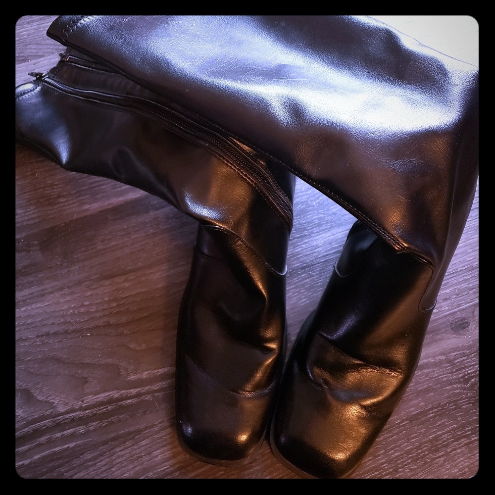 A2 2inch heel calf boots